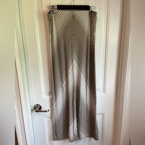 Max Studio Sexy Maxi Skirt Tan Ivory No Slit bodycon